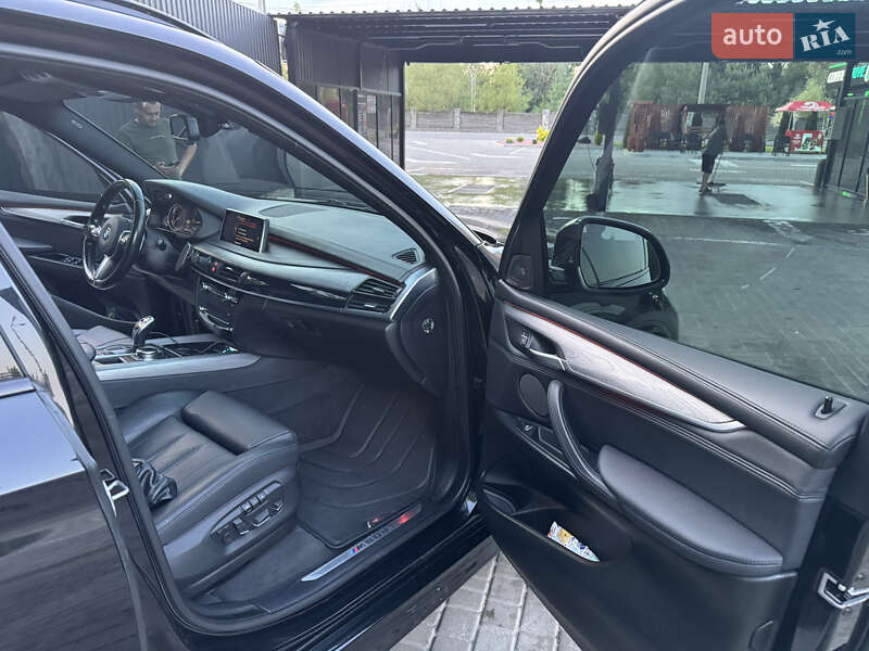 Внедорожник / Кроссовер BMW X5 2016 в Звягеле