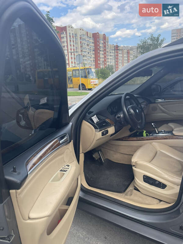Позашляховик / Кросовер BMW X5 2008 в Києві