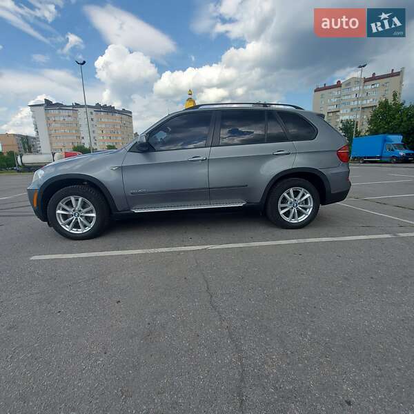 Позашляховик / Кросовер BMW X5 2012 в Івано-Франківську