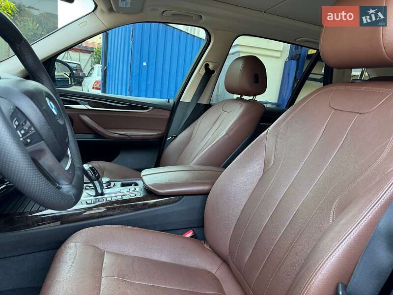 Внедорожник / Кроссовер BMW X5 2015 в Одессе