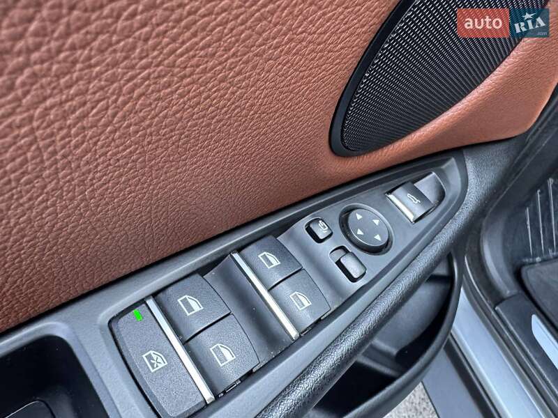 Внедорожник / Кроссовер BMW X5 2015 в Одессе