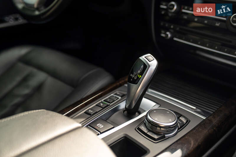 Позашляховик / Кросовер BMW X5 2015 в Львові