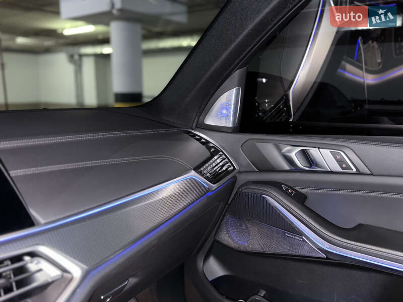 Внедорожник / Кроссовер BMW X5 2020 в Киеве
