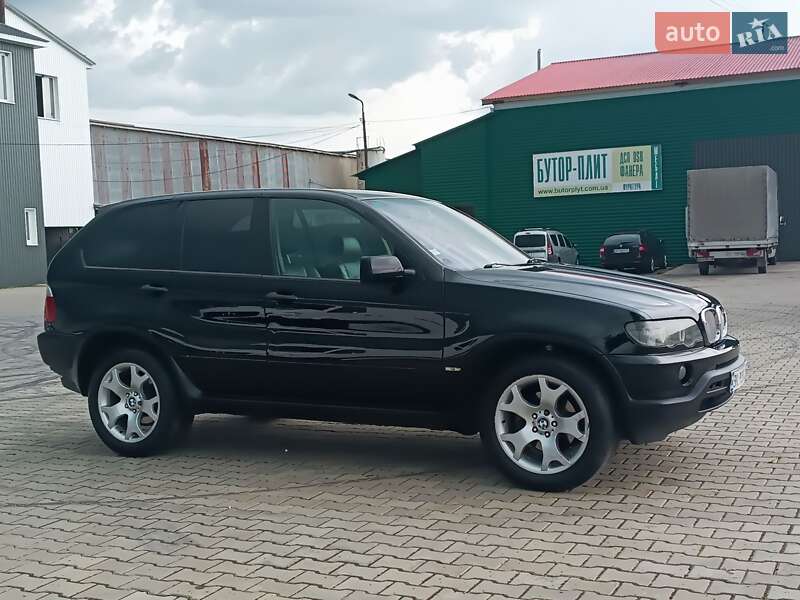 Внедорожник / Кроссовер BMW X5 2003 в 