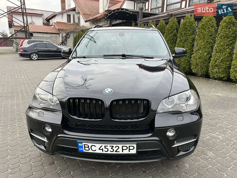 Позашляховик / Кросовер BMW X5 2012 в Львові