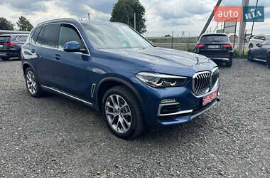 Позашляховик / Кросовер BMW X5 2019 в 