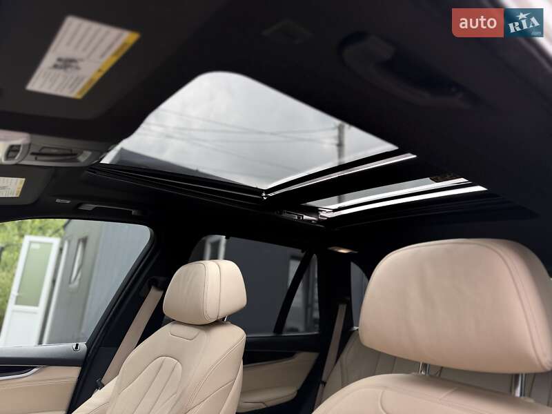 Внедорожник / Кроссовер BMW X5 2017 в Львове
