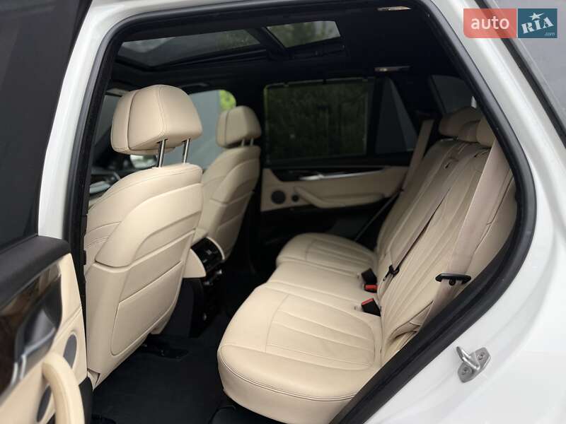 Внедорожник / Кроссовер BMW X5 2017 в Львове
