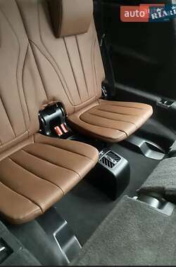 Позашляховик / Кросовер BMW X5 2014 в 