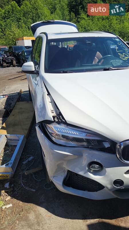 Позашляховик / Кросовер BMW X5 2014 в Києві