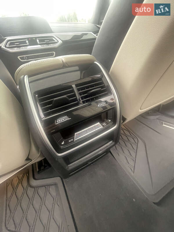 Внедорожник / Кроссовер BMW X5 2021 в Ирпене