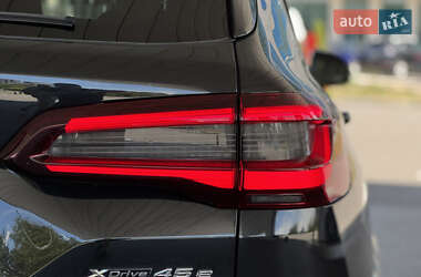Внедорожник / Кроссовер BMW X5 2020 в 