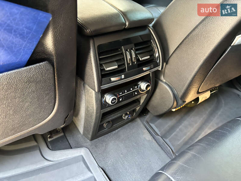 Внедорожник / Кроссовер BMW X5 2014 в Запорожье