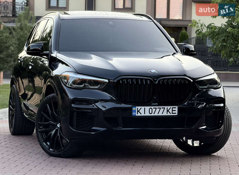 Внедорожник / Кроссовер BMW X5 2021 в Киеве