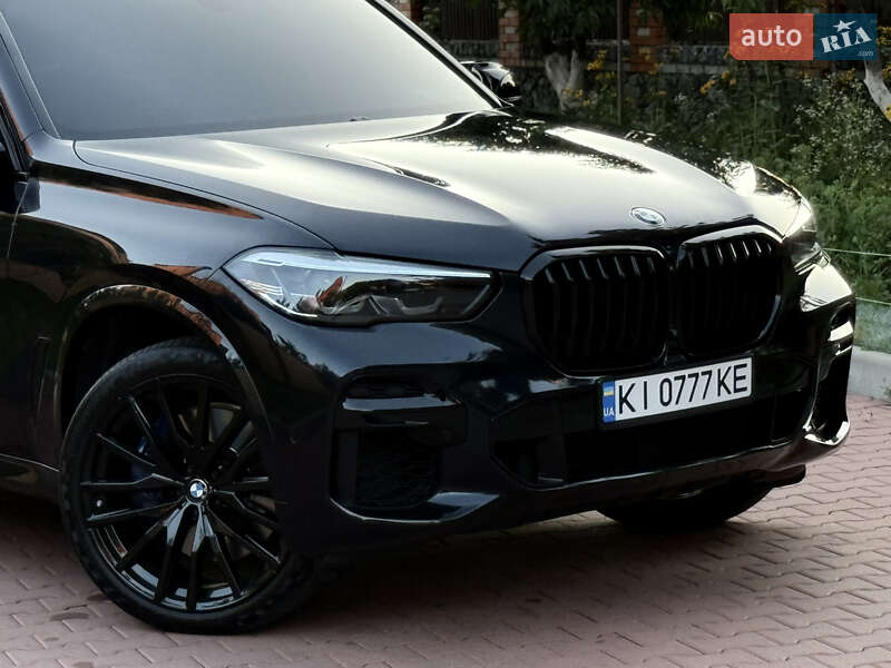 Внедорожник / Кроссовер BMW X5 2021 в Киеве