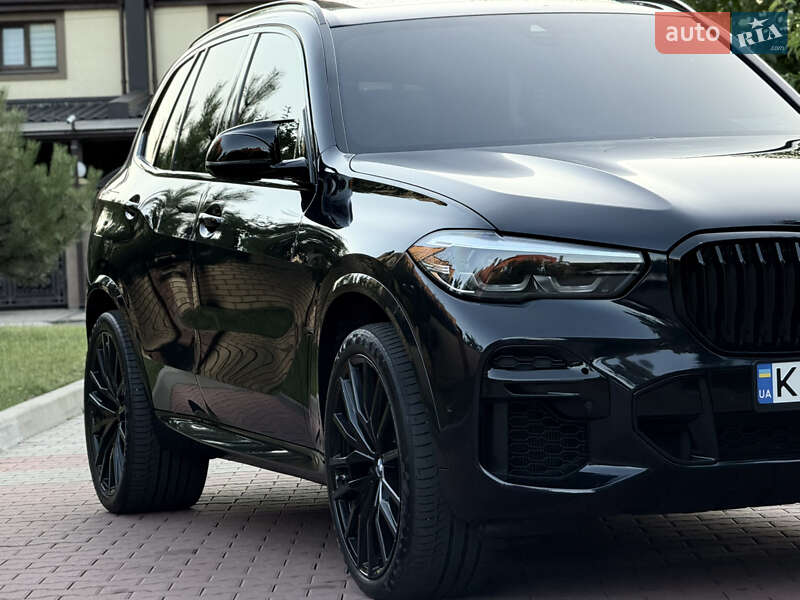 Внедорожник / Кроссовер BMW X5 2021 в Киеве