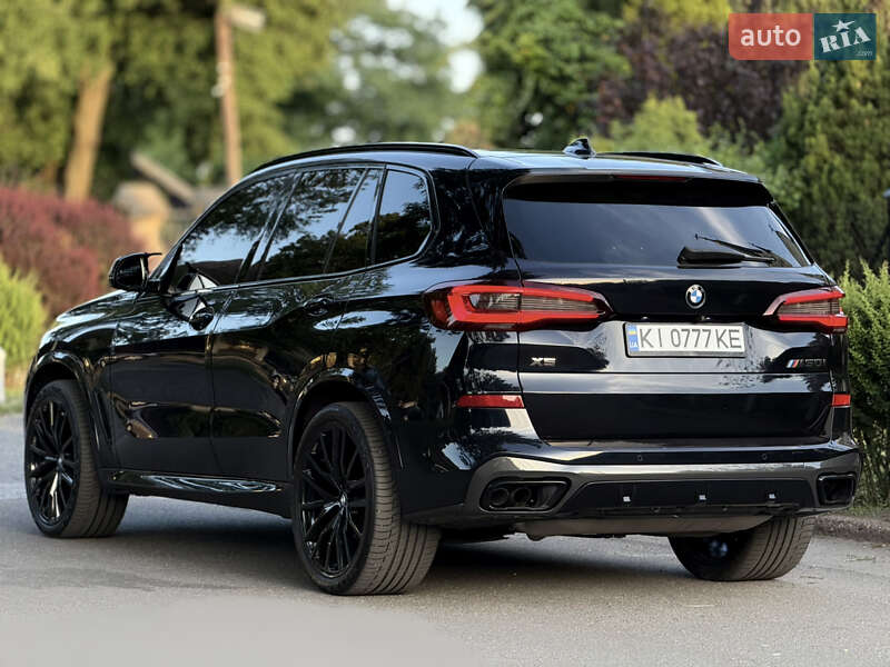 Внедорожник / Кроссовер BMW X5 2021 в Киеве