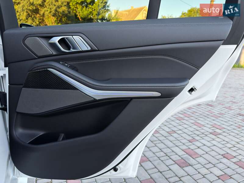 Позашляховик / Кросовер BMW X5 2020 в Луцьку