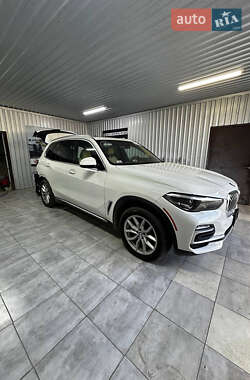 Внедорожник / Кроссовер BMW X5 2021 в Костополе