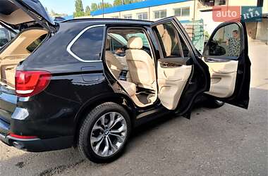 Внедорожник / Кроссовер BMW X5 2015 в 