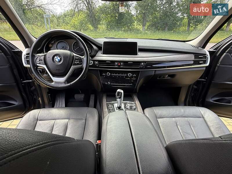 Позашляховик / Кросовер BMW X5 2016 в Києві