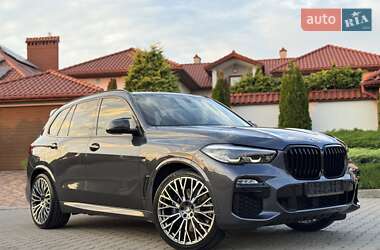 Позашляховик / Кросовер BMW X5 2019 в 