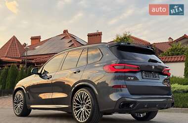 Позашляховик / Кросовер BMW X5 2019 в 