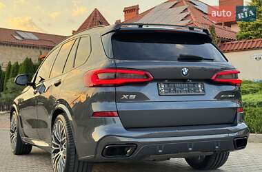 Позашляховик / Кросовер BMW X5 2019 в 