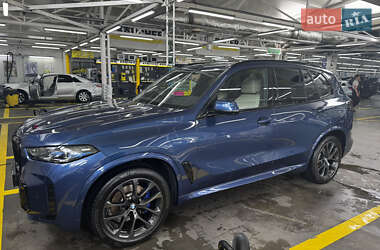 Внедорожник / Кроссовер BMW X5 2021 в 