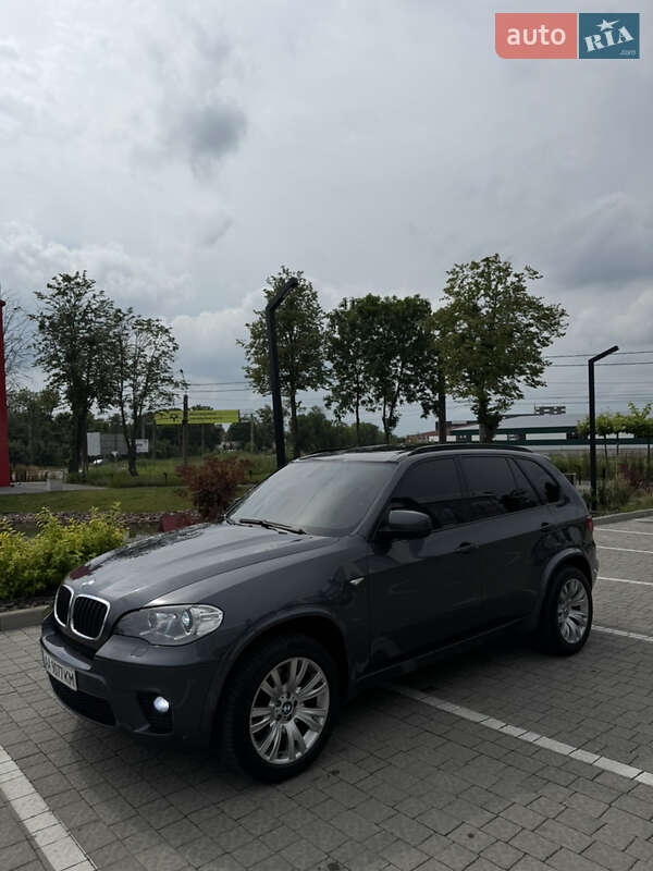 Внедорожник / Кроссовер BMW X5 2012 в Львове