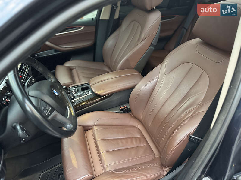 Внедорожник / Кроссовер BMW X5 2015 в Запорожье