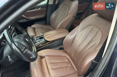 Внедорожник / Кроссовер BMW X5 2015 в 