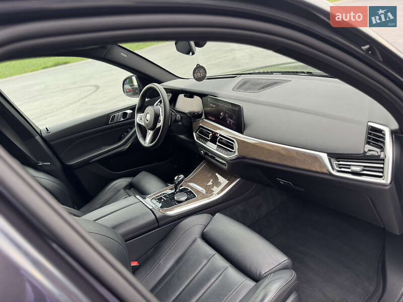 Внедорожник / Кроссовер BMW X5 2019 в Черновцах