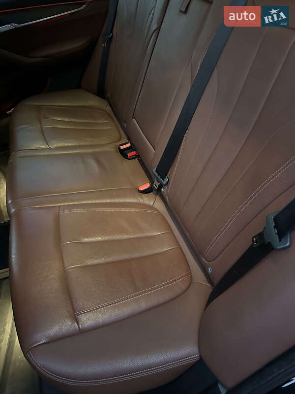 Позашляховик / Кросовер BMW X5 2017 в Ужгороді