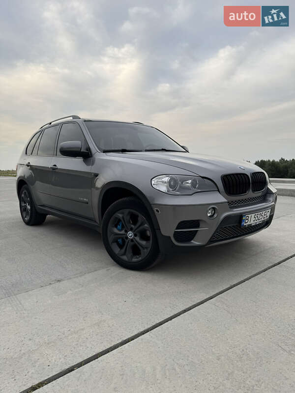 Позашляховик / Кросовер BMW X5 2011 в Полтаві