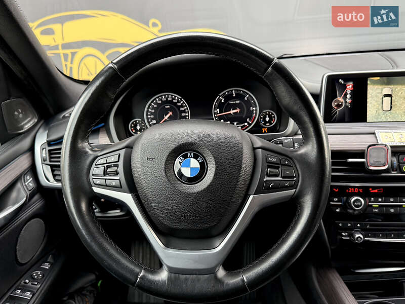 Внедорожник / Кроссовер BMW X5 2016 в Киеве