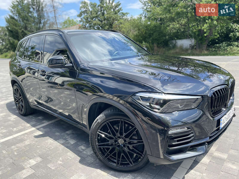 Внедорожник / Кроссовер BMW X5 2019 в Ужгороде
