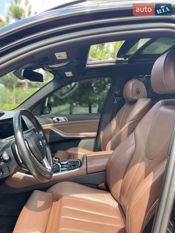 Внедорожник / Кроссовер BMW X5 2019 в Ужгороде