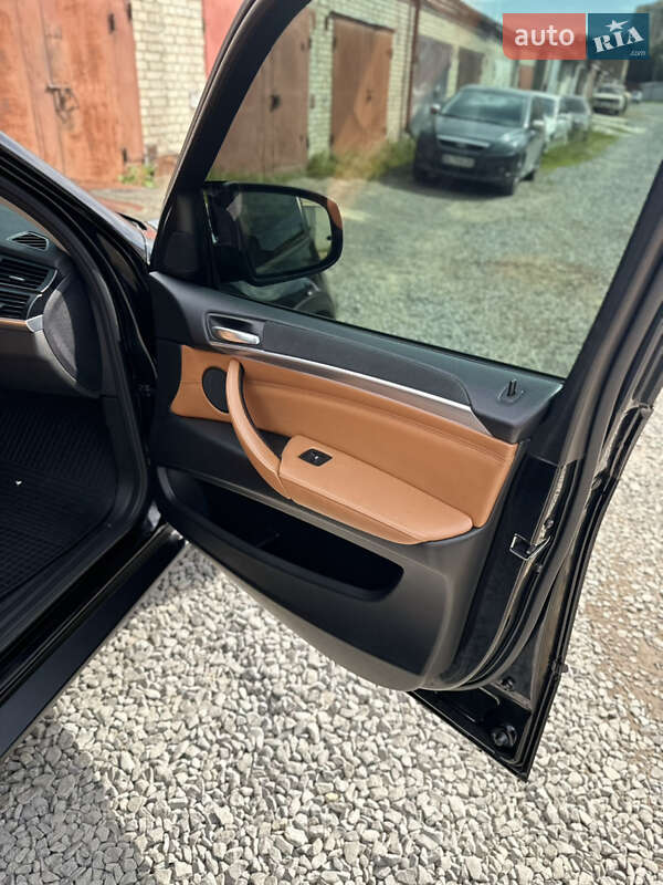 Позашляховик / Кросовер BMW X5 2010 в Львові фото 61 Позашляховик / Кросовер BMW X5 2010 в Львові