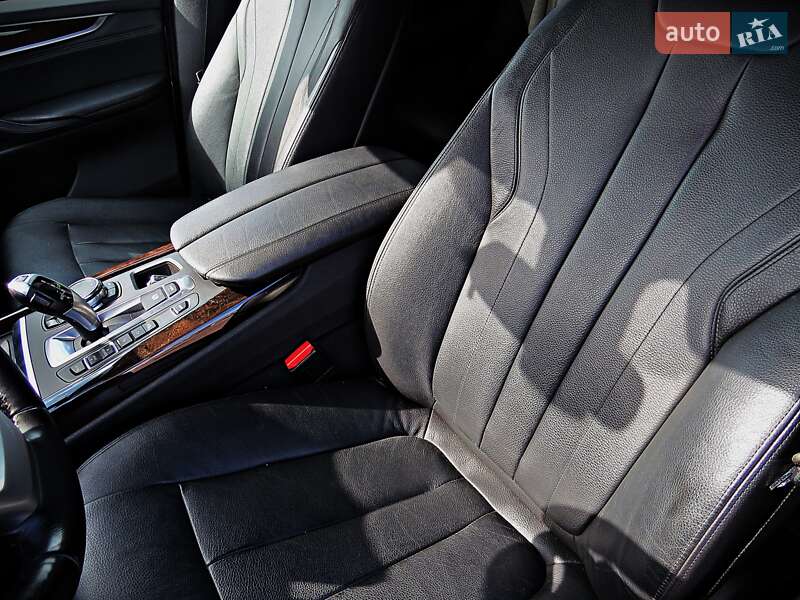 Позашляховик / Кросовер BMW X5 2016 в Черкасах