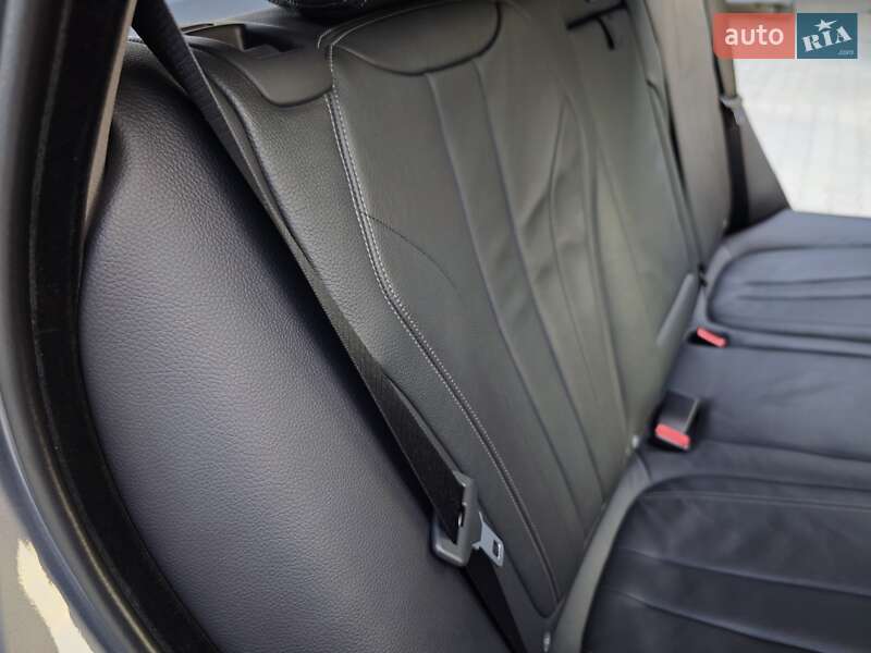 Внедорожник / Кроссовер BMW X5 2017 в Дубно