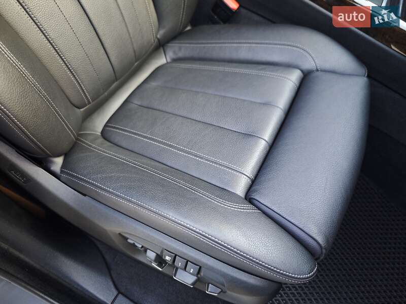 Внедорожник / Кроссовер BMW X5 2017 в Дубно