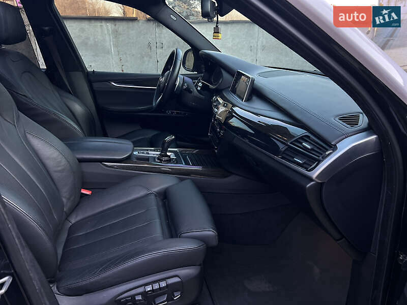 Внедорожник / Кроссовер BMW X5 2015 в Одессе