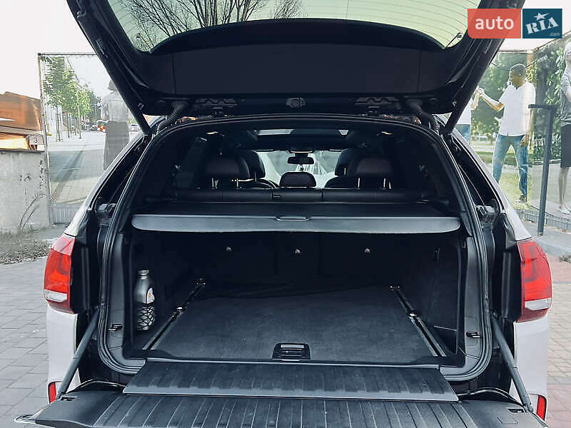 Внедорожник / Кроссовер BMW X5 2015 в Одессе