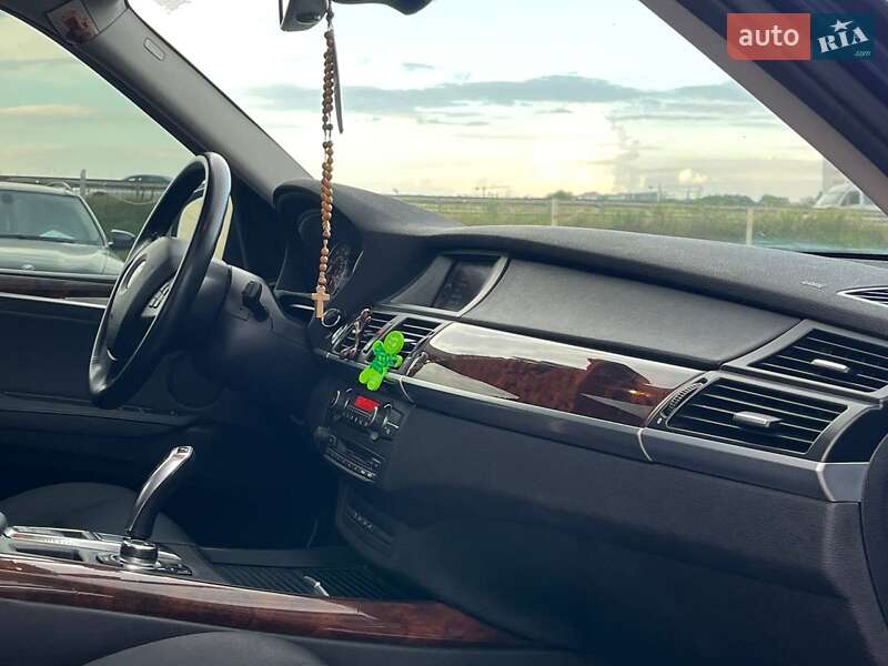 Внедорожник / Кроссовер BMW X5 2012 в Львове
