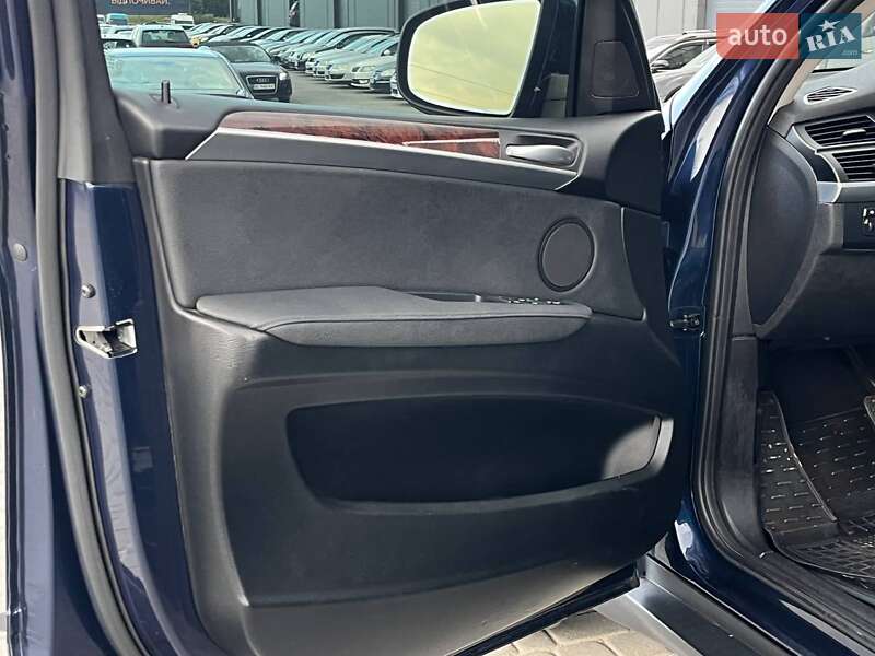 Внедорожник / Кроссовер BMW X5 2012 в Львове