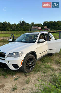 Внедорожник / Кроссовер BMW X5 2012 в Черновцах