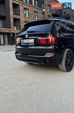 Позашляховик / Кросовер BMW X5 2011 в Івано-Франківську
