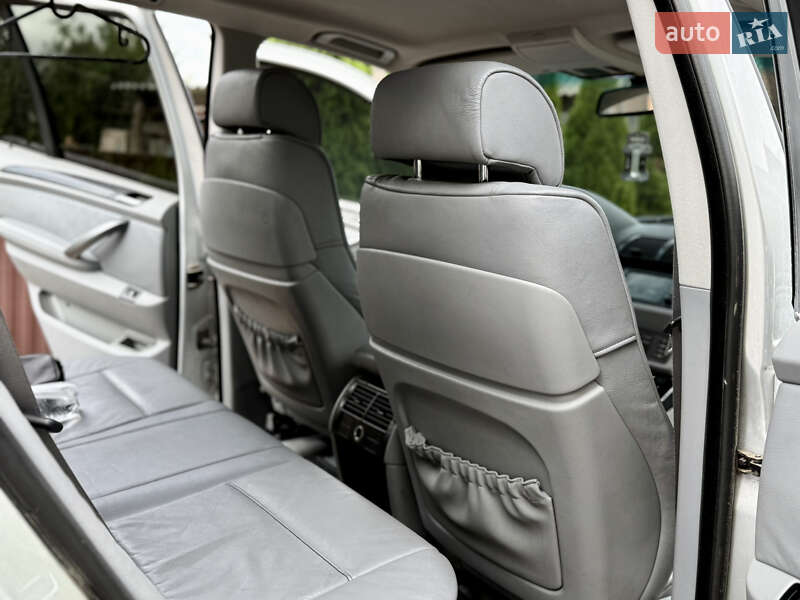 Внедорожник / Кроссовер BMW X5 2004 в Каменке-Бугской