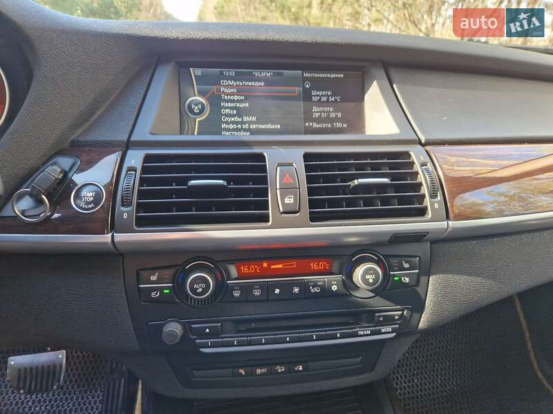 Позашляховик / Кросовер BMW X5 2010 в Києві